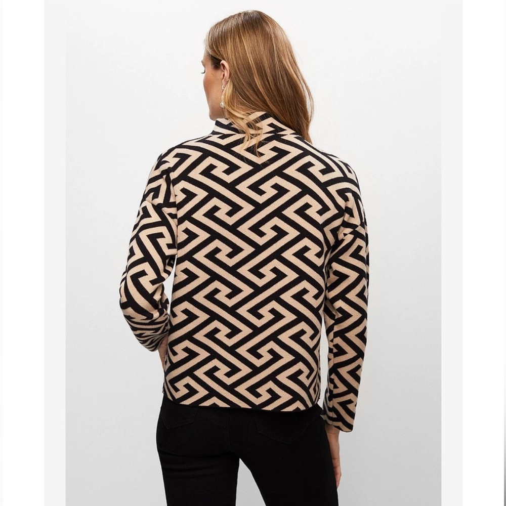 Geometric Patterned Sweater - Picture 1 of 11